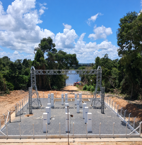 Pórtico e subestação no Pará